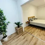 Flat Cristianos Square Apartment *