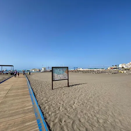 Flat Cristianos Square Daire